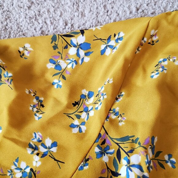 Faux Tunic Tie Flowy Short Sleeve Blouse Mustard Yellow Floral - Picture 3 of 6
